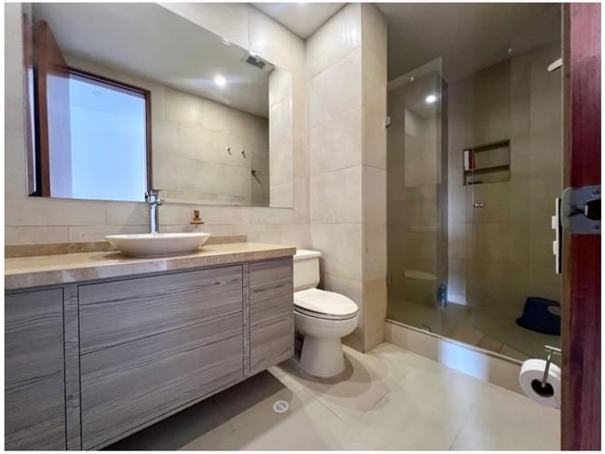 Apartamento de 3 alcobas en venta en Cerros De Suba, Bogotá, 295 m² · foto 16 de 19
