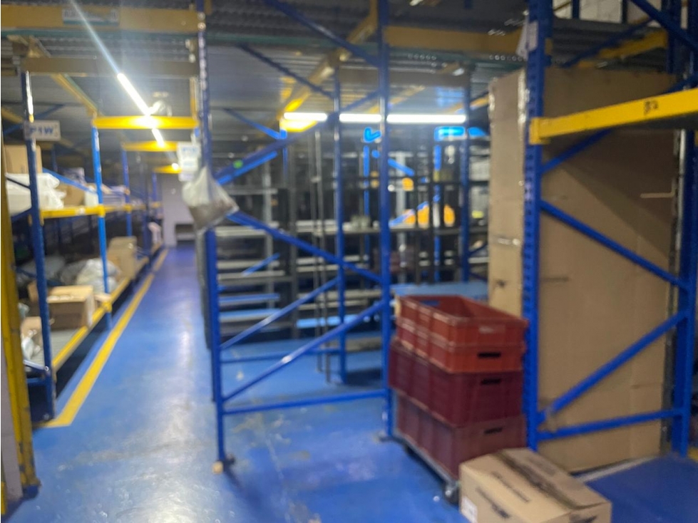 Warehouse in Calasanz (430 m²) for Sale