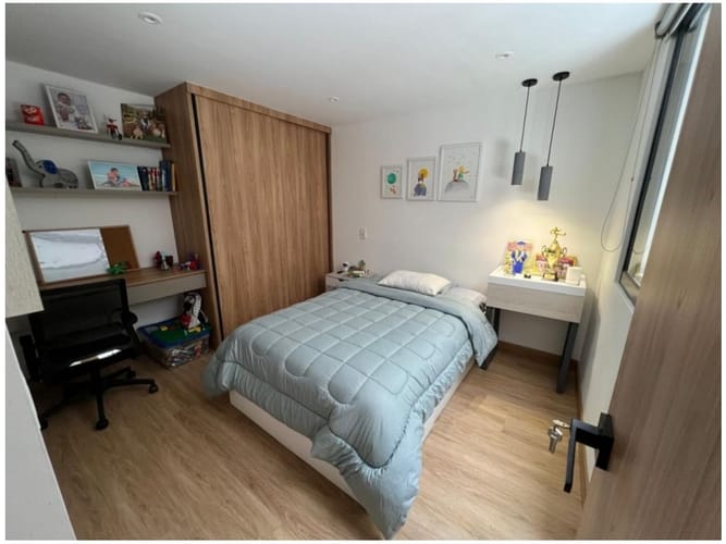 Casa de 3 alcobas en venta en Laureles, Medellín, 192 m² · foto 6 de 16