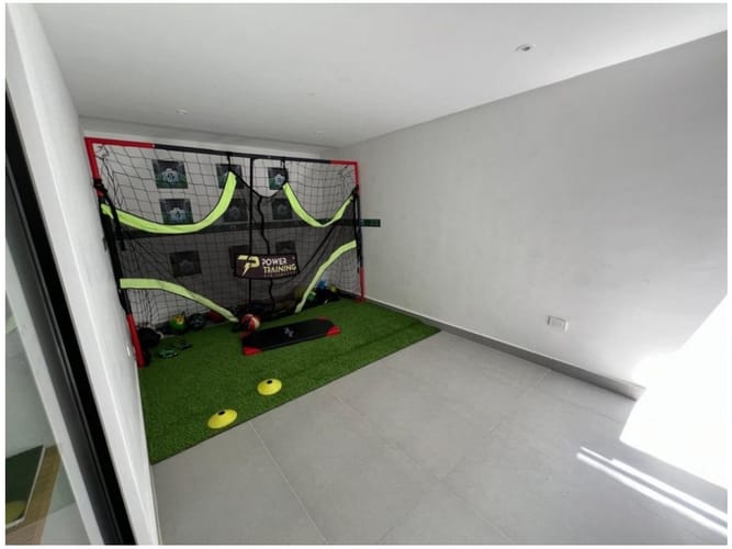 Casa de 3 alcobas en venta en Laureles, Medellín, 192 m² · foto 9 de 16