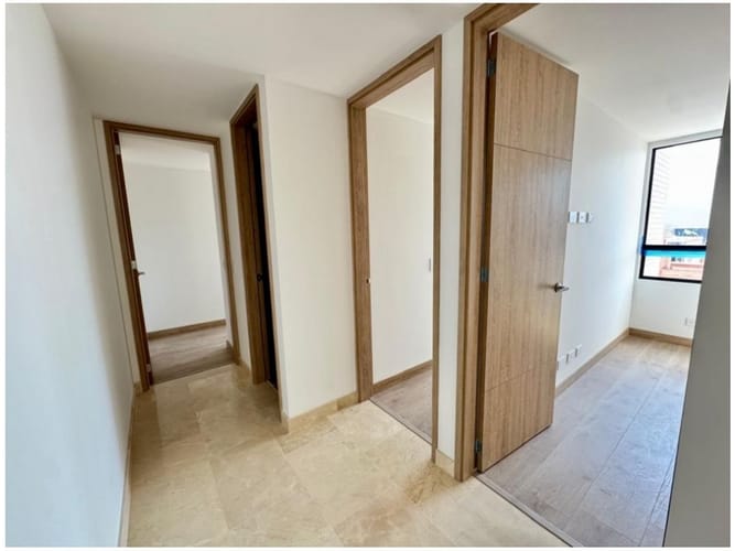 Apartamento de 3 alcobas en venta en Lorena, Medellín, 94 m² · foto 11 de 24