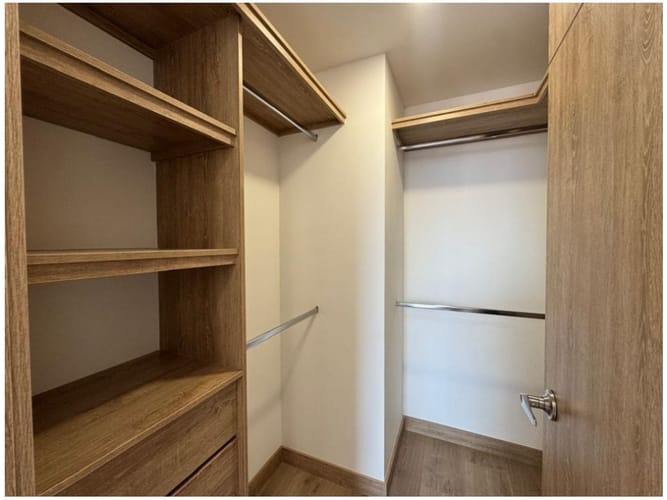 Apartamento de 3 alcobas en venta en Lorena, Medellín, 94 m² · foto 20 de 24