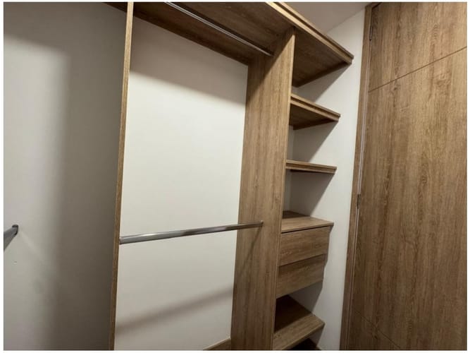 Apartamento de 3 alcobas en venta en Lorena, Medellín, 94 m² · foto 21 de 24