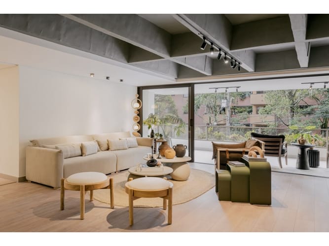 Apartamento de 3 alcobas en venta en Las Lomas No.1, Medellín, 270 m² · foto 5 de 12