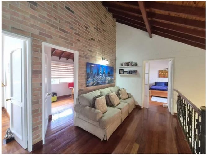 Casa de 4 alcobas en venta en Otu, El Retiro, 323 m² · foto 16 de 24