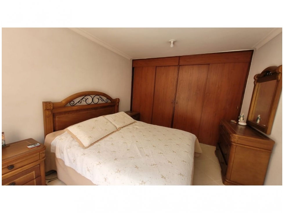 Apartamento en venta en Castropol, Medellín · foto 4 de 17