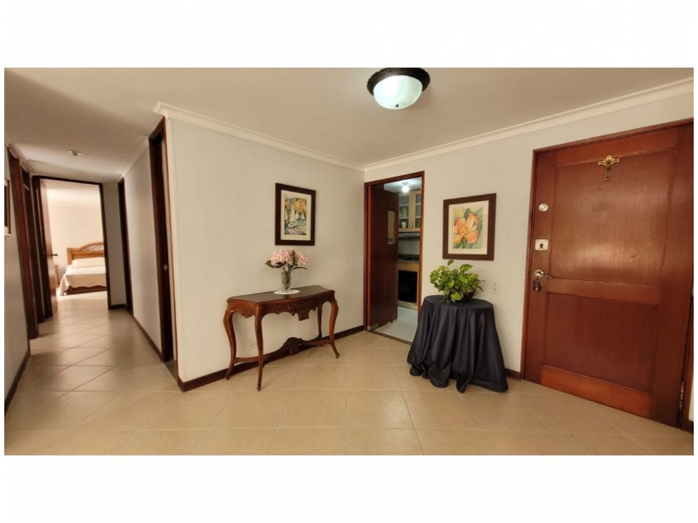 Apartamento en venta en Castropol, Medellín · foto 9 de 17