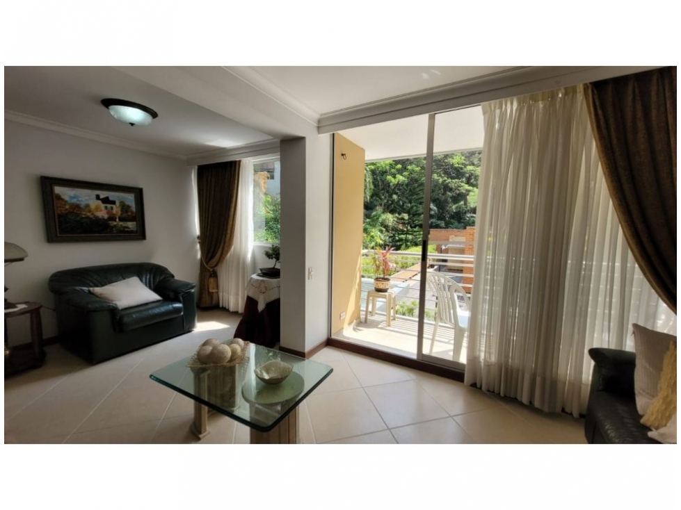 Apartamento en venta en Castropol, Medellín · foto 10 de 17