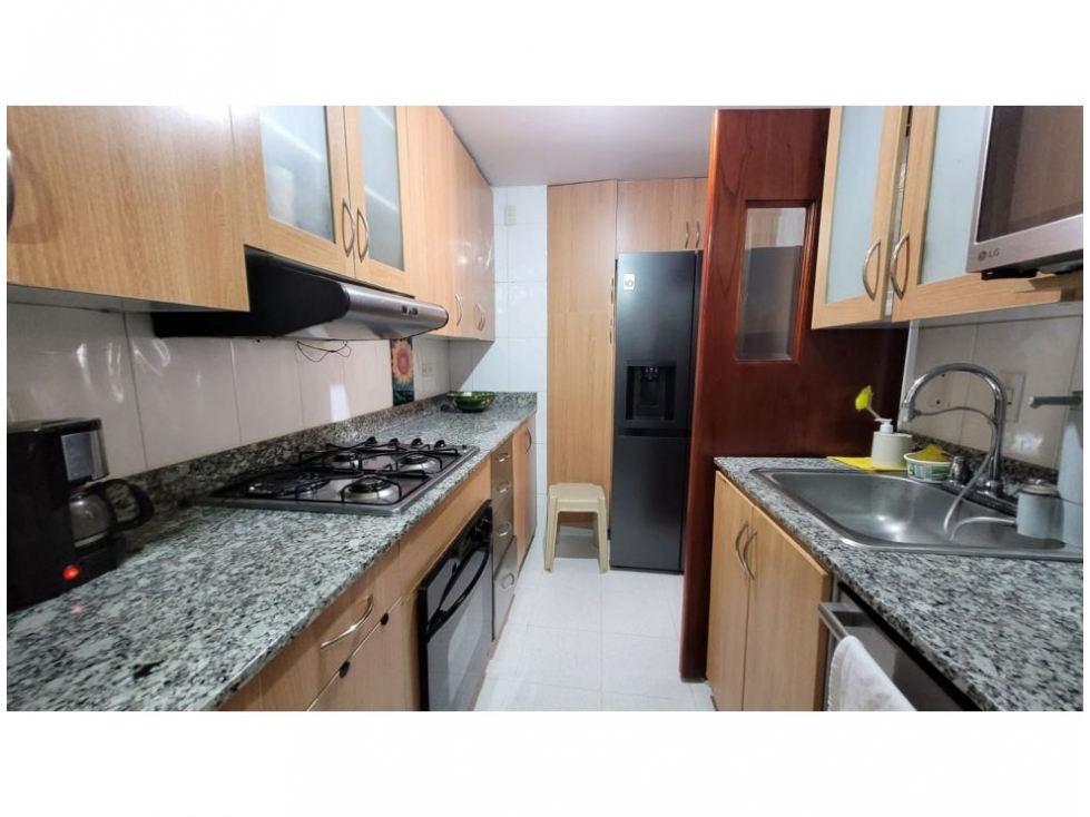 Apartamento en venta en Castropol, Medellín · foto 15 de 17