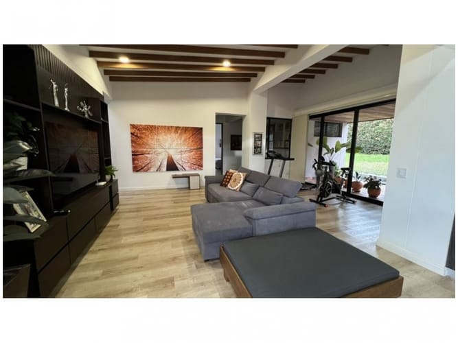 Casa de 3 alcobas en venta en Pantanillo, El Retiro, 300 m² · foto 3 de 24