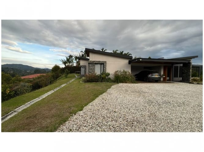 Casa de 3 alcobas en venta en Pantanillo, El Retiro, 300 m² · foto 21 de 24