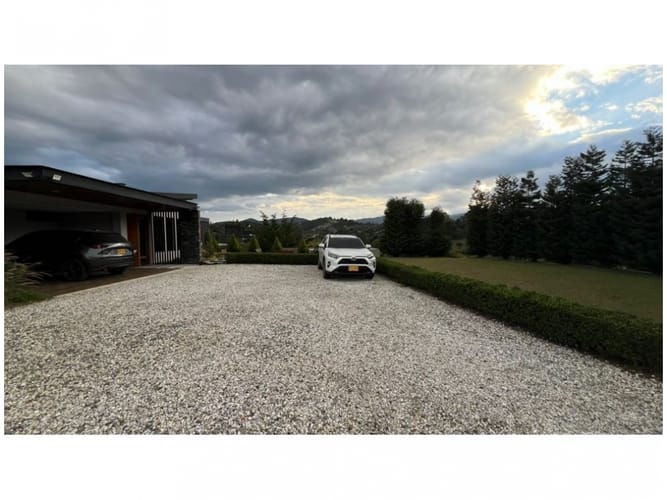 Casa de 3 alcobas en venta en Pantanillo, El Retiro, 300 m² · foto 24 de 24