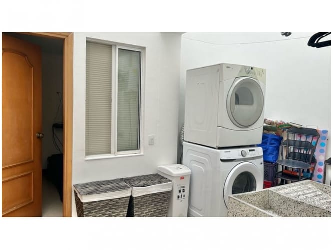 Casa de 4 alcobas en venta en San Lucas, Envigado, 373 m² · foto 9 de 20
