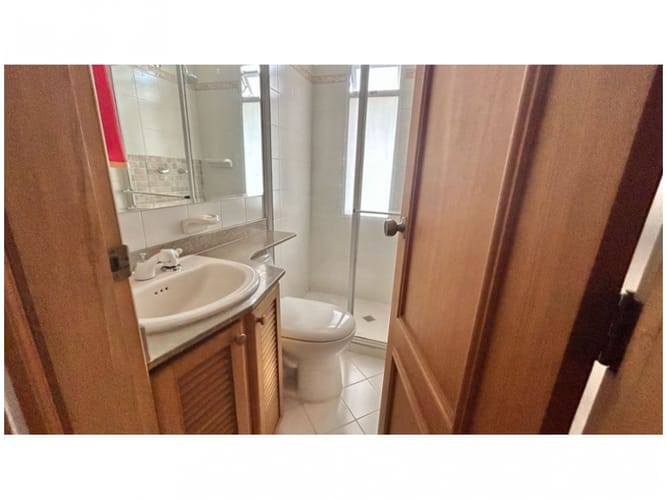 Casa de 4 alcobas en venta en San Lucas, Envigado, 373 m² · foto 15 de 20