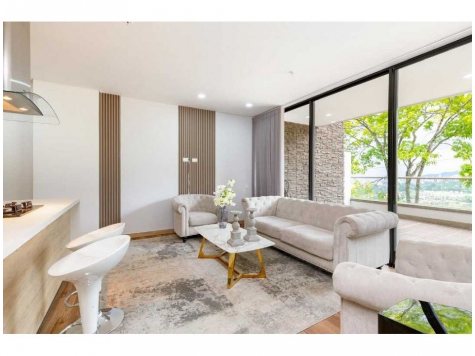 Apartamento en venta en Loma Del Escobero, Envigado · foto 5 de 10
