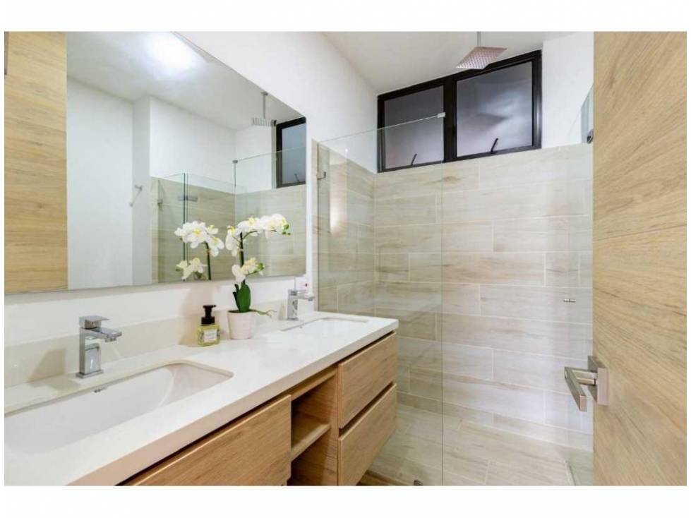 Apartamento en venta en Loma Del Escobero, Envigado · foto 8 de 10