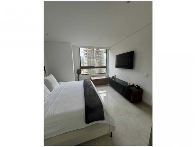 Apartamento de 1 alcoba en venta en Los Balsos, Medellín, 72 m² · foto 5 de 6
