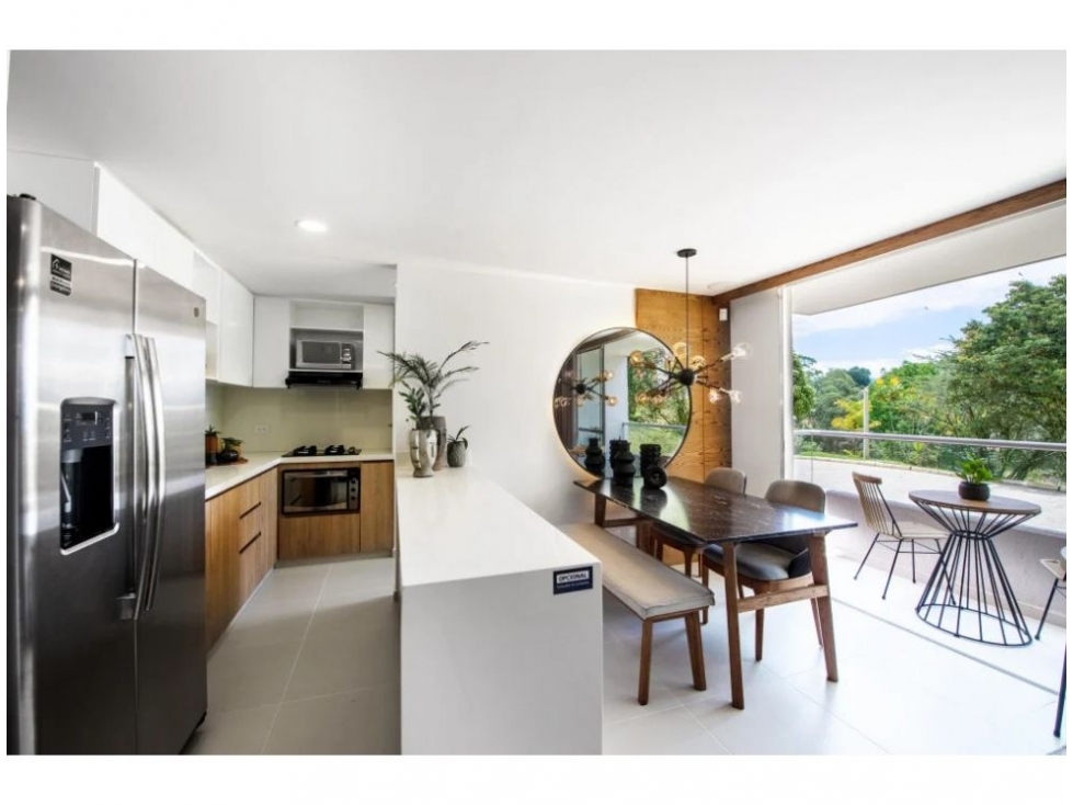 Apartamento en venta en Camino Verde, Envigado · foto 2 de 3