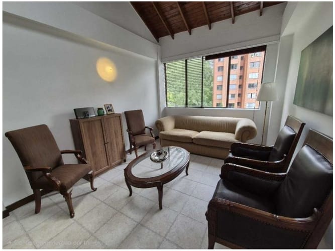 Apartamento en venta en Transversal Inferior, Medellín · foto 2 de 21