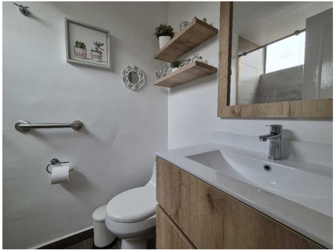 Apartamento en venta en Transversal Inferior, Medellín · foto 13 de 21