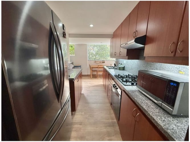 Apartamento de 3 alcobas en venta en Los Balsos, Medellín, 134 m² · foto 8 de 24