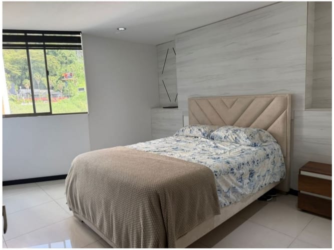 Apartamento de 2 alcobas en venta en Castropol, Medellín, 107 m² · foto 10 de 20