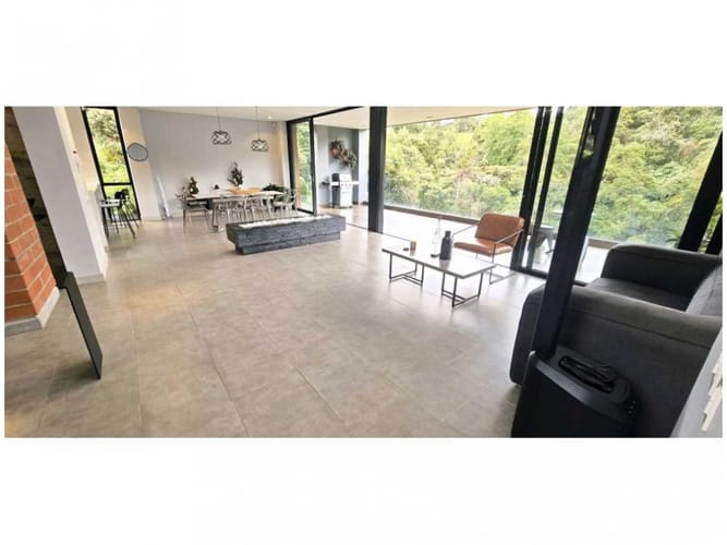 Casa de 4 alcobas en venta en Pantanillo, Envigado, 400 m² · foto 11 de 24