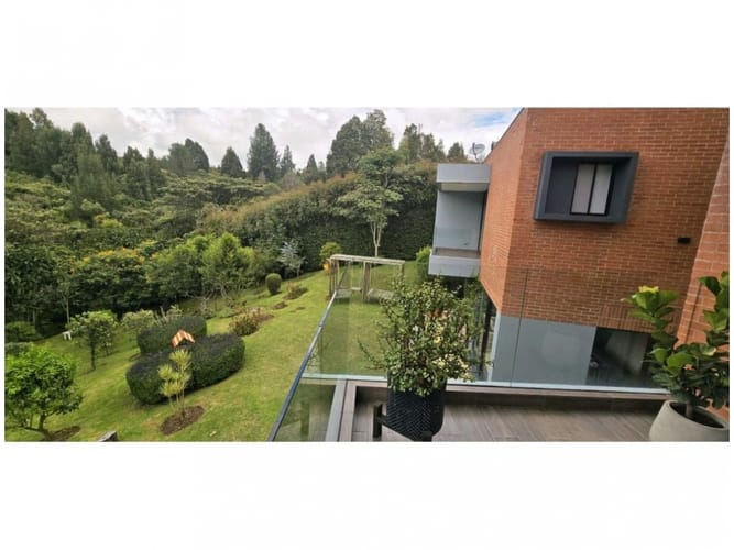 Casa de 4 alcobas en venta en Pantanillo, Envigado, 400 m² · foto 18 de 24