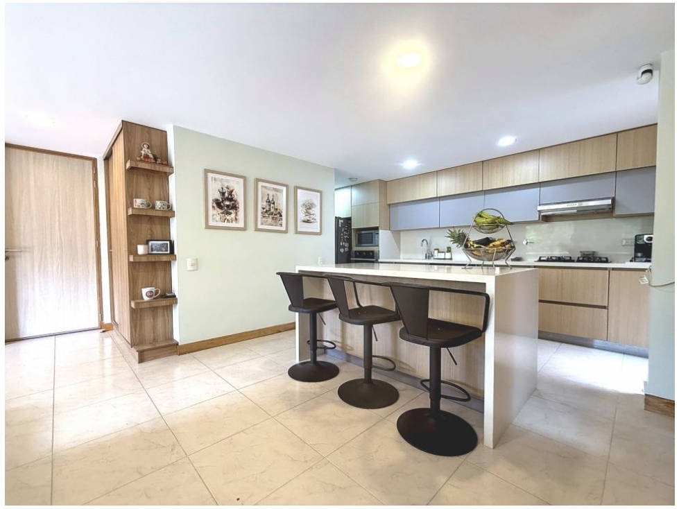 Apartamento en venta en Loma Del Escobero, Envigado · foto 8 de 21