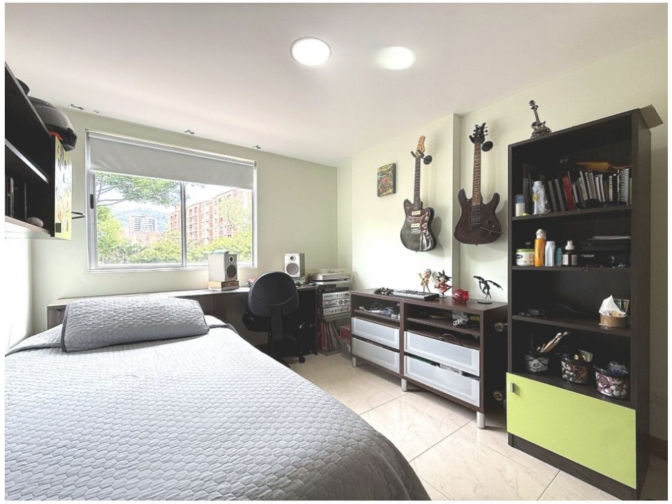 Apartamento en venta en Loma Del Escobero, Envigado · foto 12 de 21