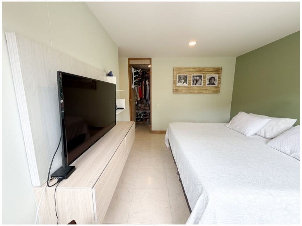 Apartamento en venta en Loma Del Escobero, Envigado · foto 15 de 21