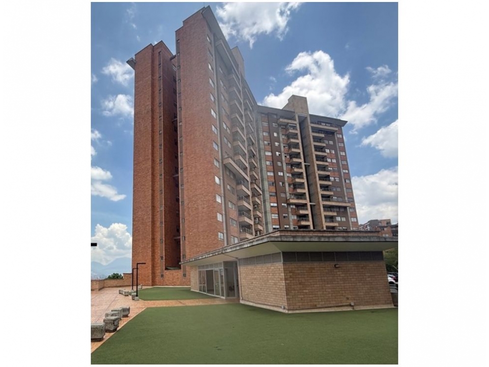 Apartamento en venta en Loma Del Escobero, Envigado · foto 18 de 21