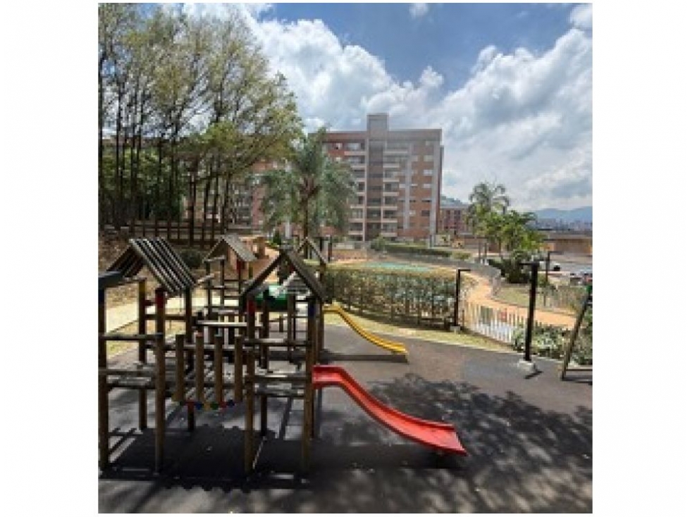 Apartamento en venta en Loma Del Escobero, Envigado · foto 19 de 21