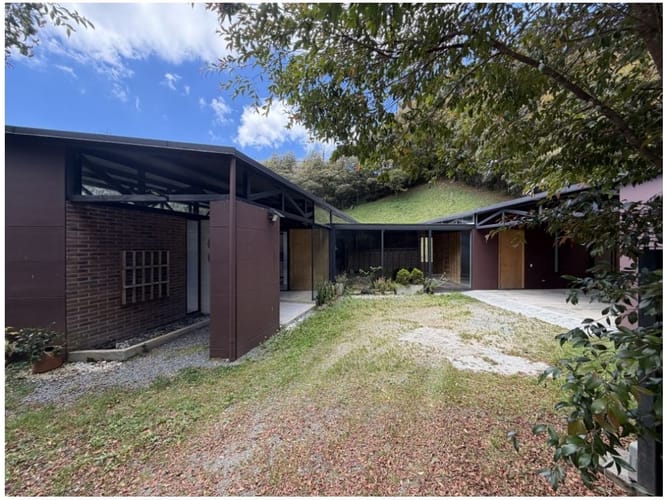 Casa de 3 alcobas en venta en Altos Del Escobero, El Retiro, 320 m² · foto 2 de 24