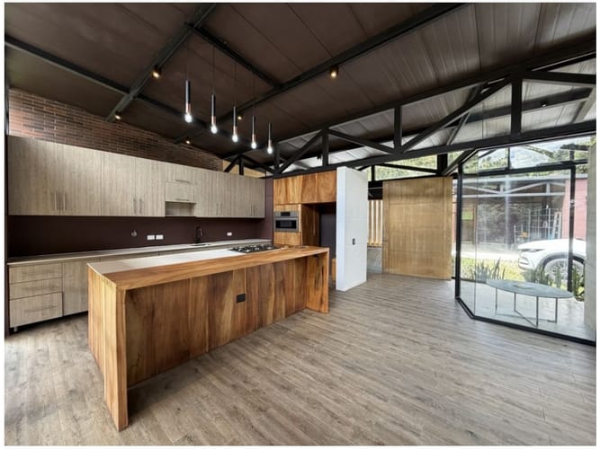 Casa de 3 alcobas en venta en Altos Del Escobero, El Retiro, 320 m² · foto 8 de 24