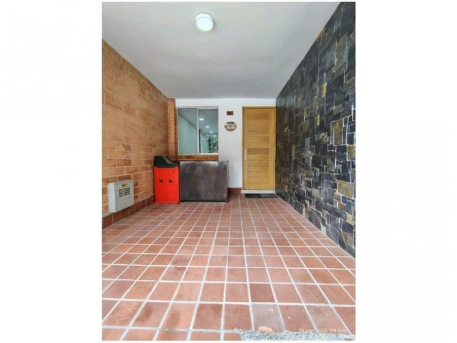 Casa de 5 alcobas en venta en Suramérica, La Estrella, 169 m² · foto 5 de 24