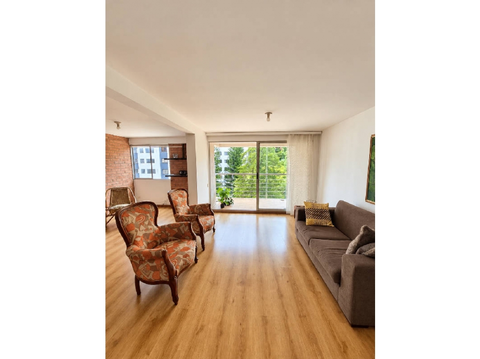 Apartamento en venta en Los Balsos, Medellín · foto 3 de 15