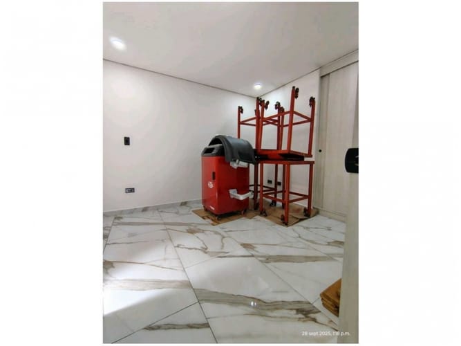 Casa de 5 alcobas en venta en Suramérica, La Estrella, 169 m² · foto 17 de 24