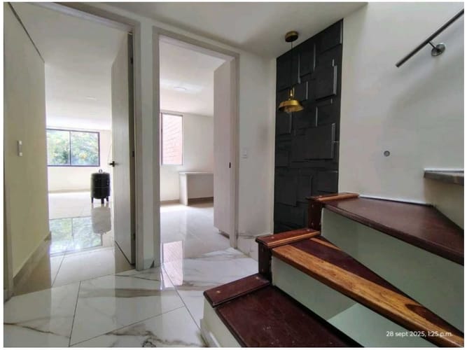 Casa de 5 alcobas en venta en Suramérica, La Estrella, 169 m² · foto 19 de 24