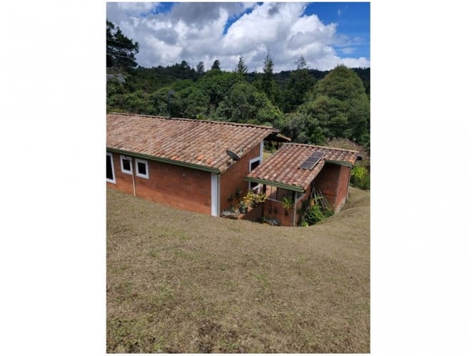 Finca en venta en Piedras Blancas-Matasano, Medellín, 130 m² · foto 3 de 24