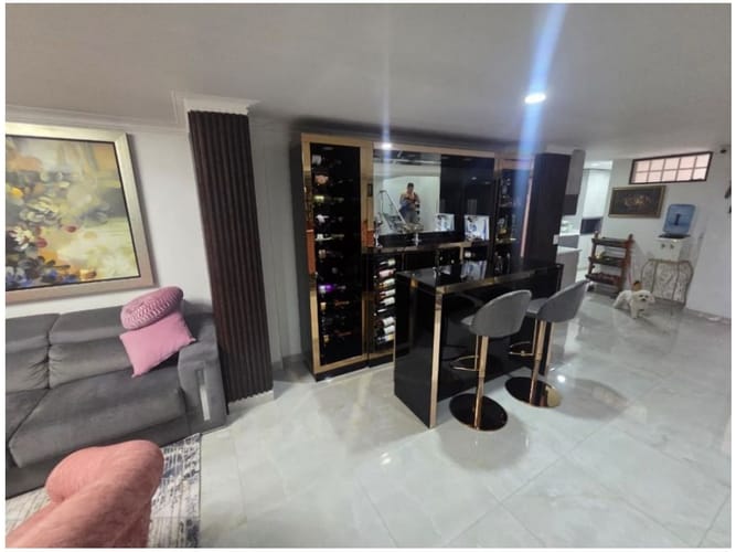 Casa de 4 alcobas en venta en Avila, Envigado, 270 m² · foto 5 de 24