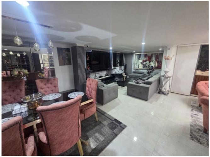 Casa de 4 alcobas en venta en Avila, Envigado, 270 m² · foto 6 de 24