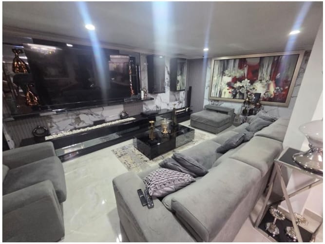 Casa de 4 alcobas en venta en Avila, Envigado, 270 m² · foto 8 de 24
