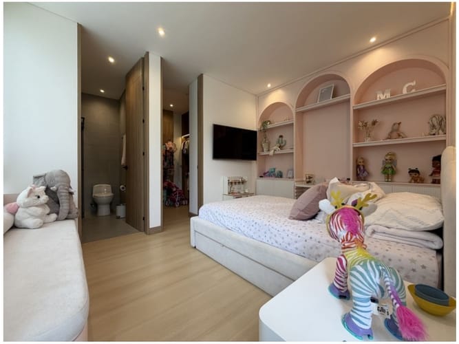 Casa de 4 alcobas en venta en El Retiro, 325 m² · foto 13 de 24