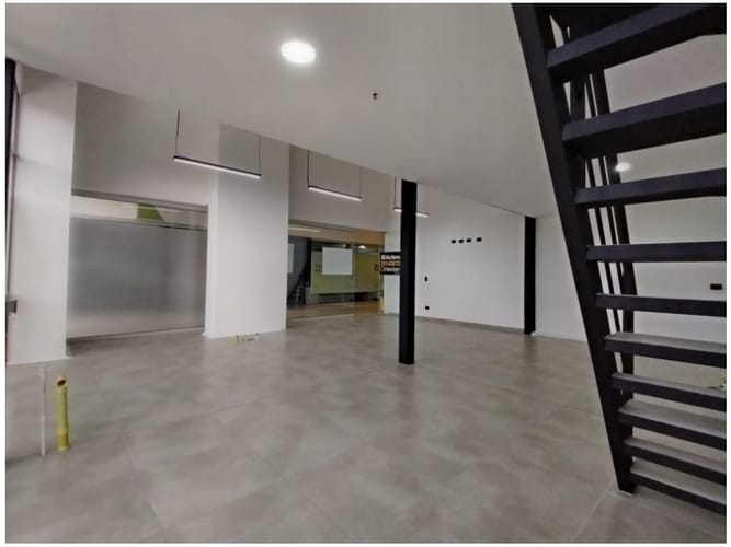Local en venta en Gualanday, Rionegro, 98 m² · foto 5 de 12
