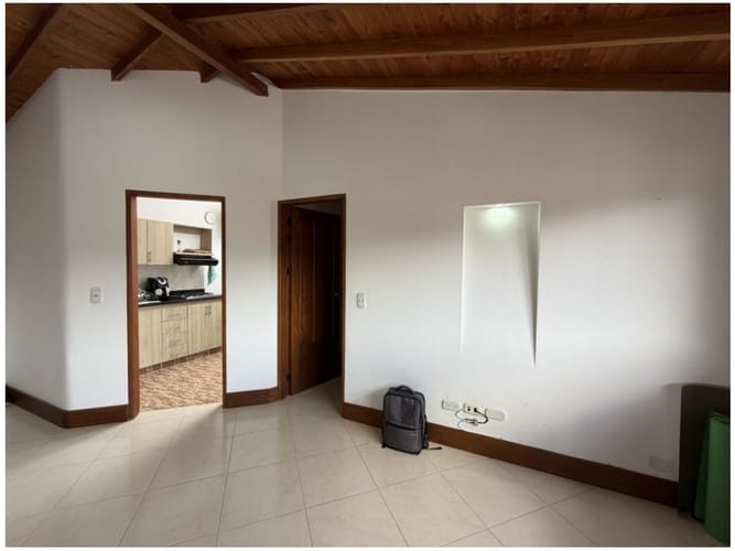 Casa de 5 alcobas en venta en La Ceja, 409 m² · foto 16 de 20