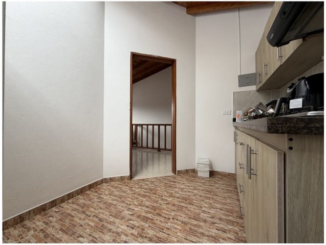 Casa de 5 alcobas en venta en La Ceja, 409 m² · foto 18 de 20