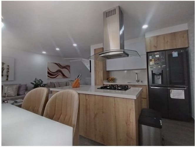 Casa de 4 alcobas en venta en La Ceja, 190 m² · foto 4 de 15