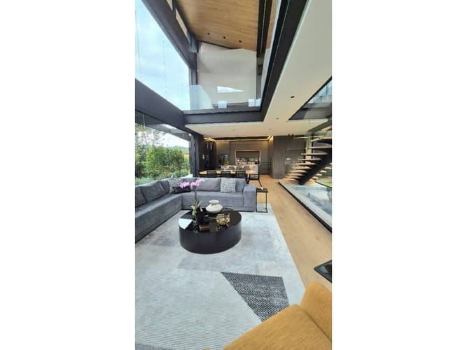 Casa de 3 alcobas en venta en Vía Las Palmas, Envigado, 430 m² · foto 3 de 21