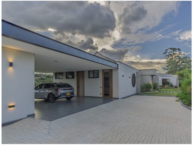 Casa de 3 alcobas en venta en Llano Grande, Rionegro, 463 m² · foto 9 de 24